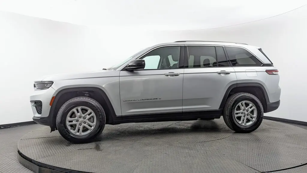 Florida Fine Cars - Used JEEP GRAND CHEROKEE 2024 MARGATE LAREDO