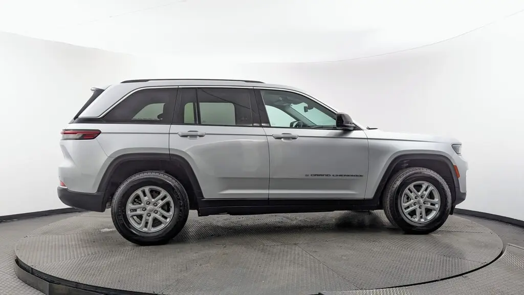 Florida Fine Cars - Used JEEP GRAND CHEROKEE 2024 MARGATE LAREDO
