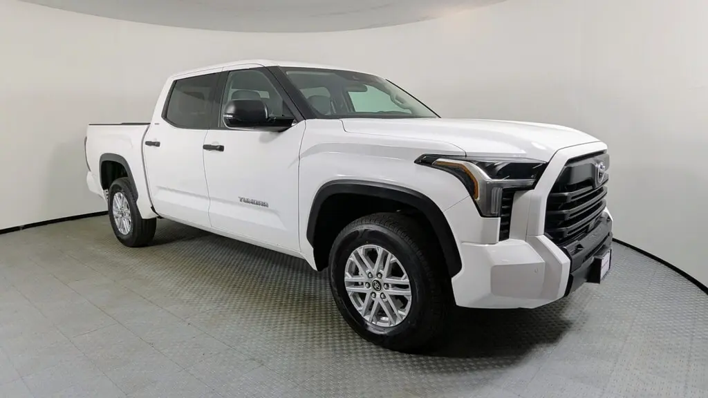 Florida Fine Cars - Used TOYOTA TUNDRA 4WD 2023 ORLANDO SR5