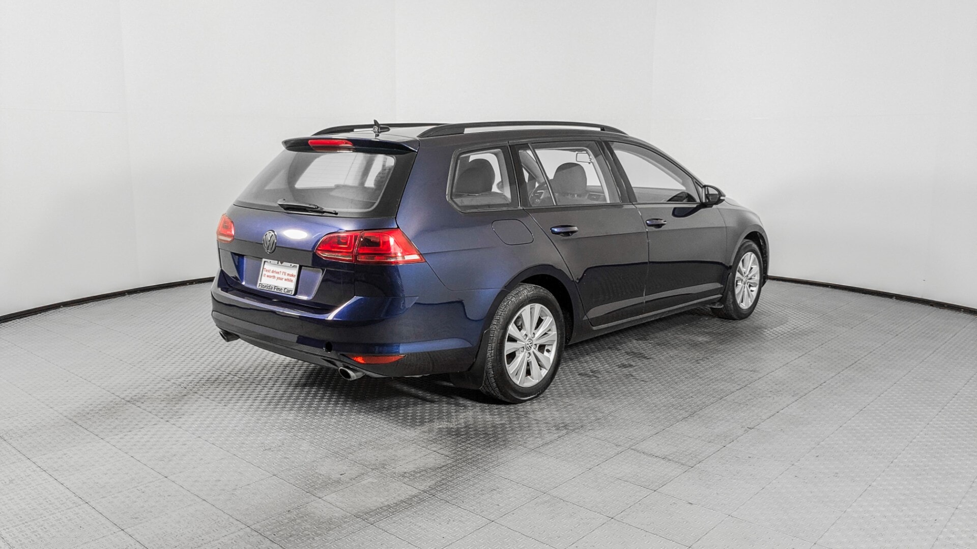 Florida Fine Cars - Used vehicle - SEDAN VOLKSWAGEN GOLF SPORTWAGEN 2017