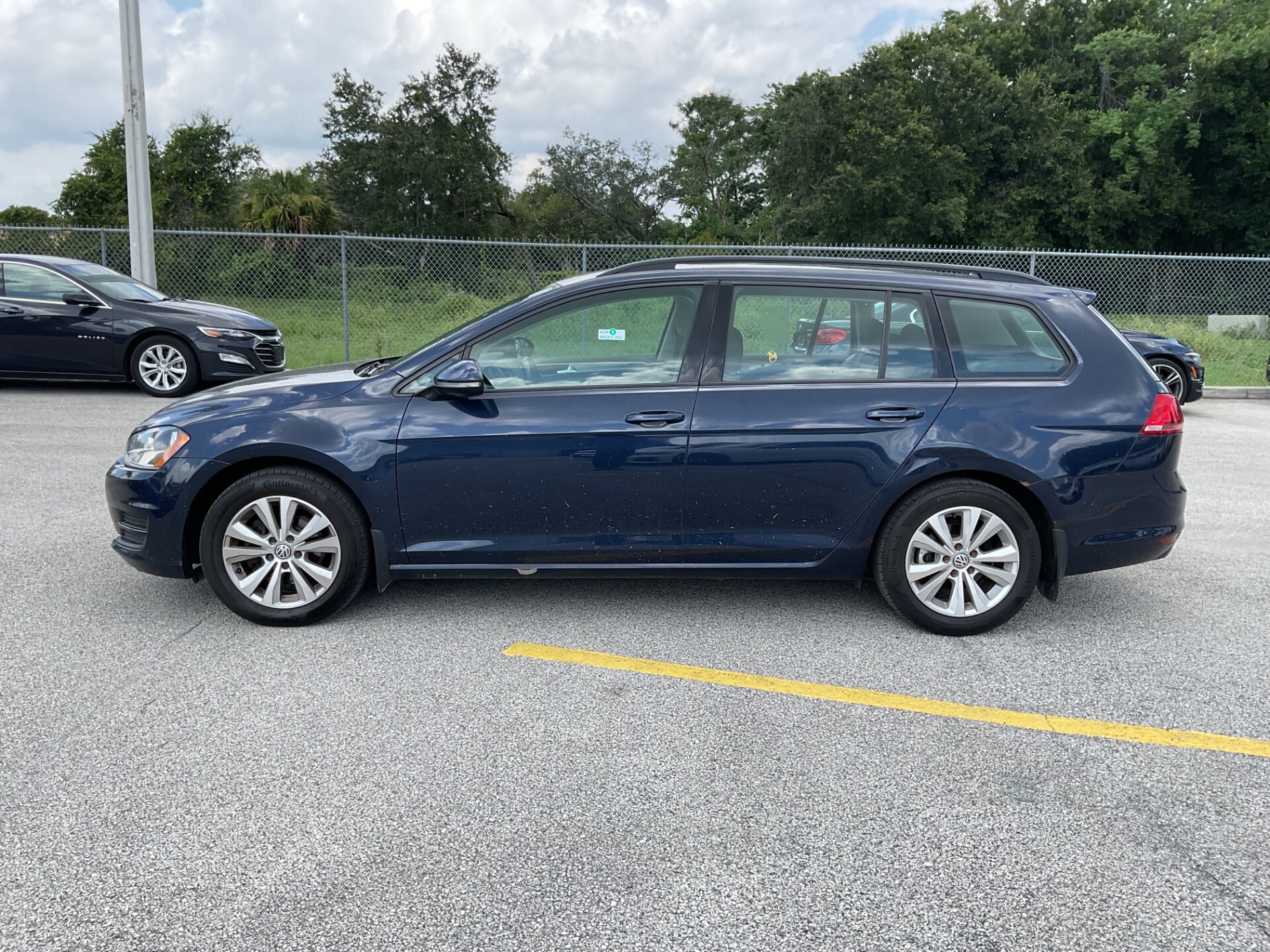 2017 Volkswagen Golf SportWagen