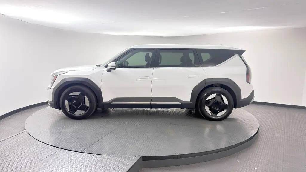 Florida Fine Cars - Used KIA EV9 2024 WEST PALM LIGHT LONG RANGE