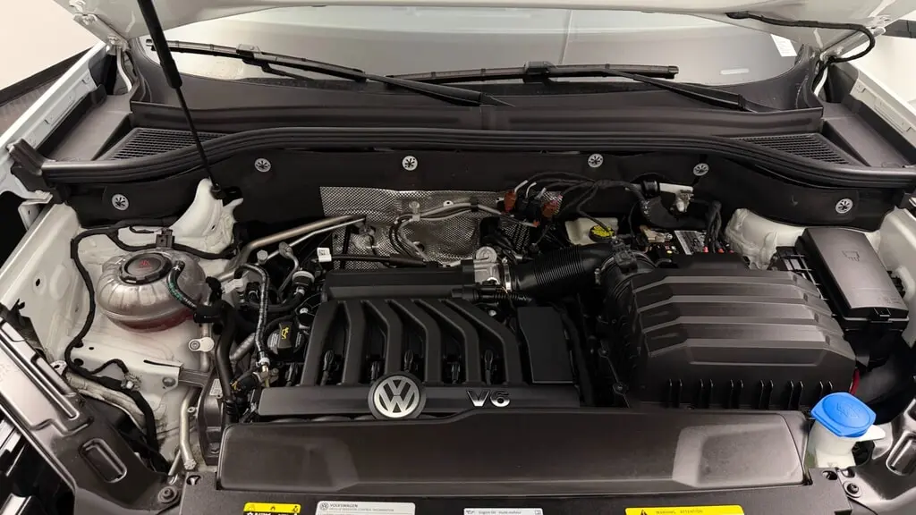 Florida Fine Cars - Used VOLKSWAGEN ATLAS 2023 WEST PALM 3.6L V6 SE W/TECHNOLOGY