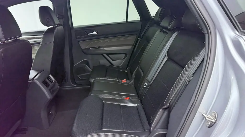 Florida Fine Cars - Used VOLKSWAGEN ATLAS CROSS SPORT 2023 WEST PALM 3.6L V6 SE W/TECHNOLOGY
