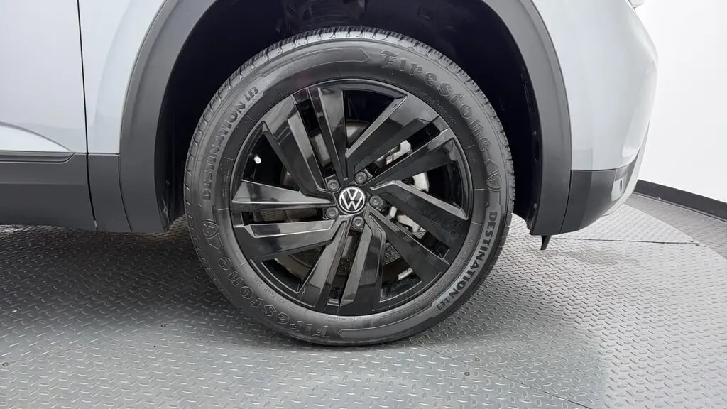 Florida Fine Cars - Used VOLKSWAGEN ATLAS CROSS SPORT 2023 WEST PALM 3.6L V6 SE W/TECHNOLOGY