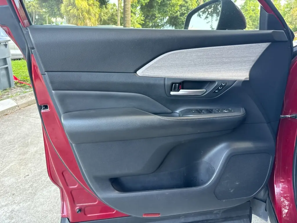 Florida Fine Cars - Used TOYOTA GRAND HIGHLANDER 2024 WEST PALM LIMITED