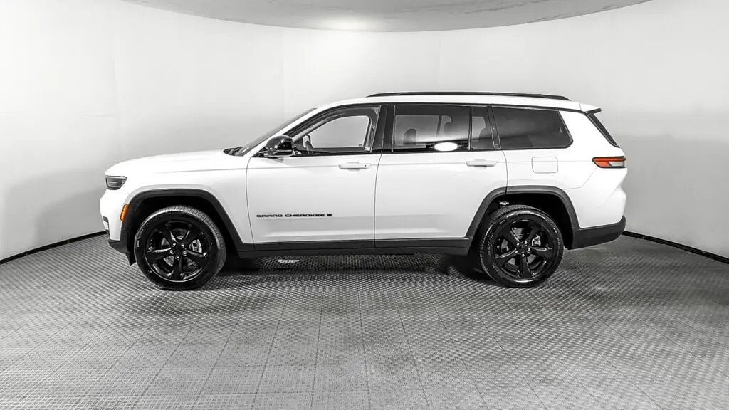 Florida Fine Cars - Used JEEP GRAND CHEROKEE L 2023 ORLANDO LIMITED