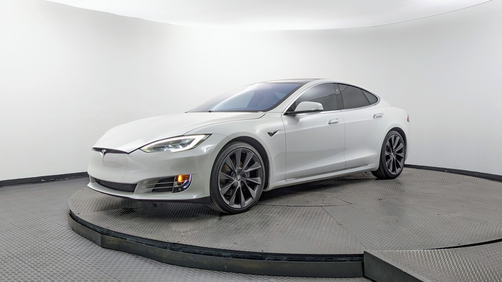 2021 Tesla Model S
