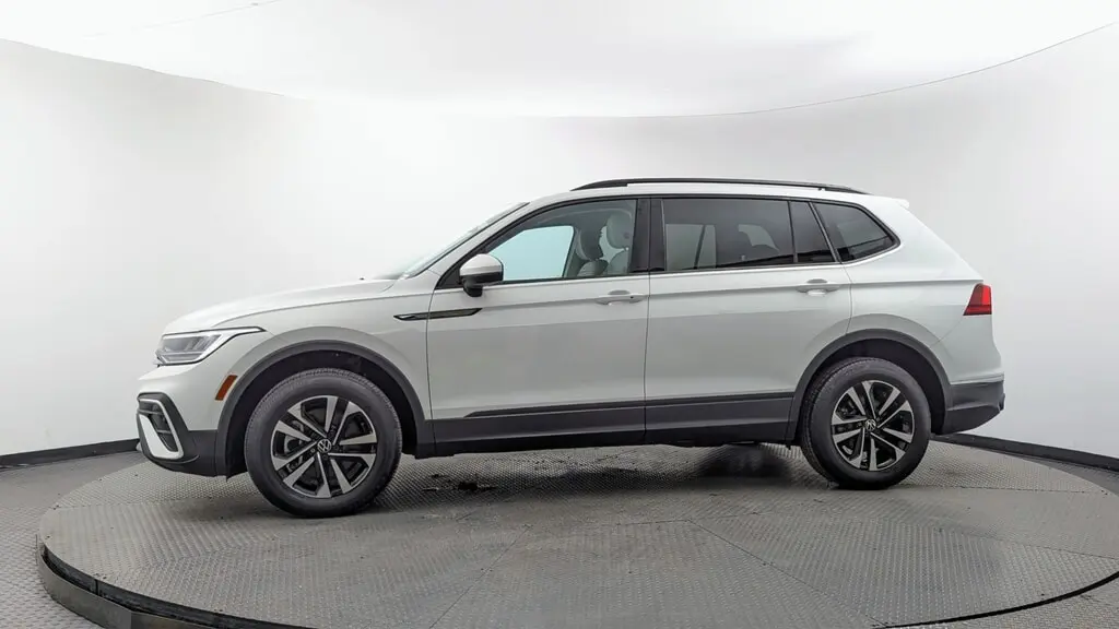 Florida Fine Cars - Used VOLKSWAGEN TIGUAN 2022 MIAMI S