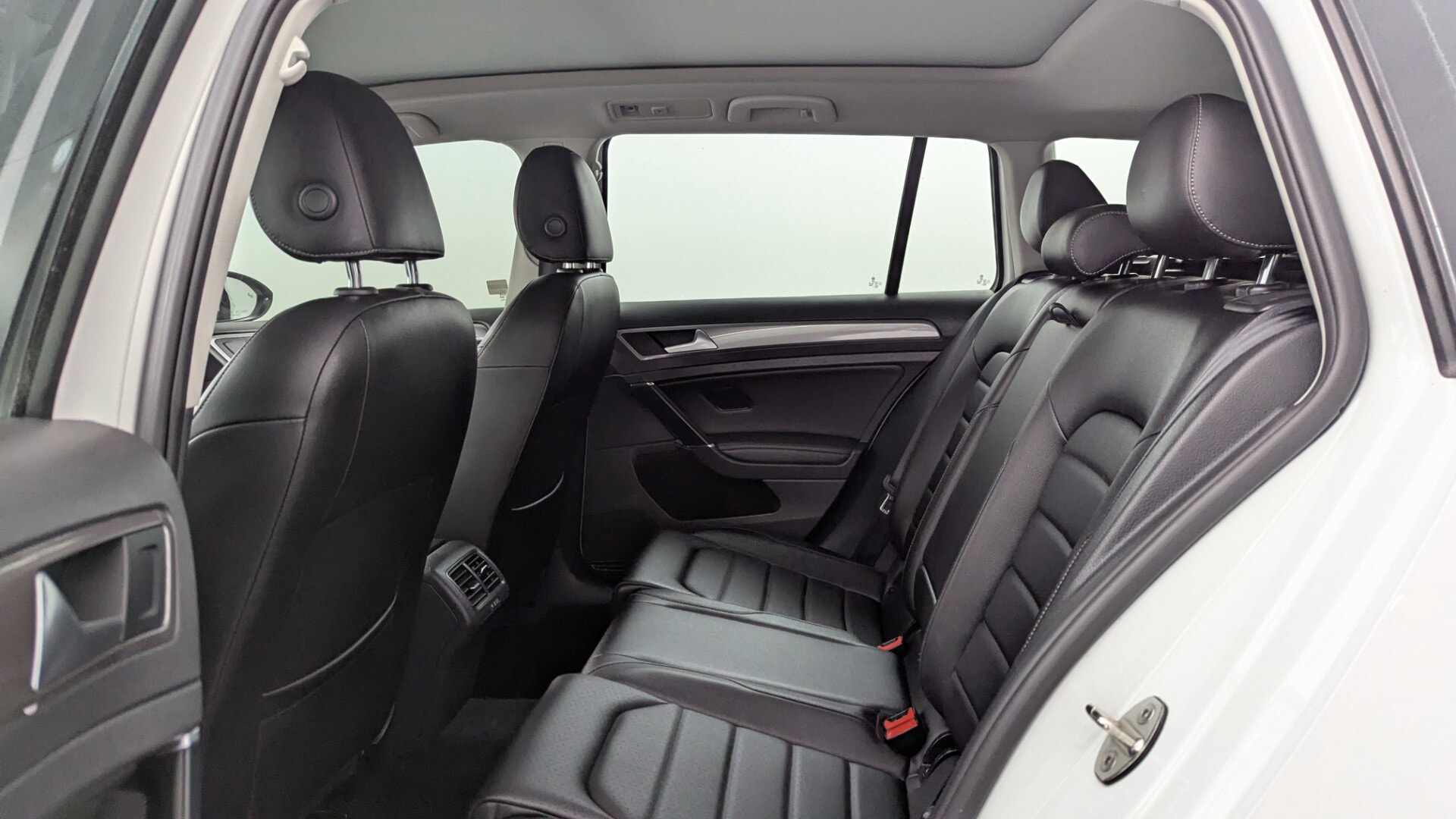 Florida Fine Cars - Used vehicle - SEDAN VOLKSWAGEN GOLF ALLTRACK 2018