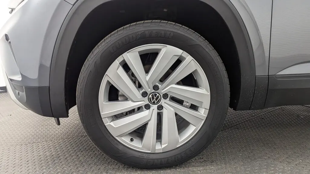 Florida Fine Cars - Used VOLKSWAGEN ATLAS CROSS SPORT 2023 MIAMI 3.6L V6 SE W/TECHNOLOGY