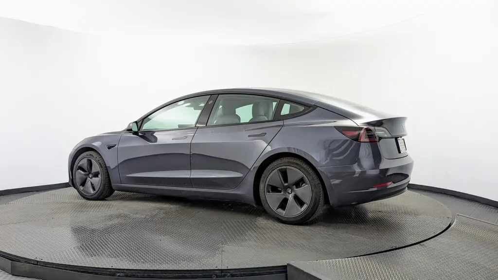 2021 TESLA MODEL 3 STANDARD RANGE PLUS photo 3