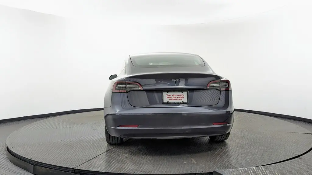 2021 TESLA MODEL 3 STANDARD RANGE PLUS photo 5