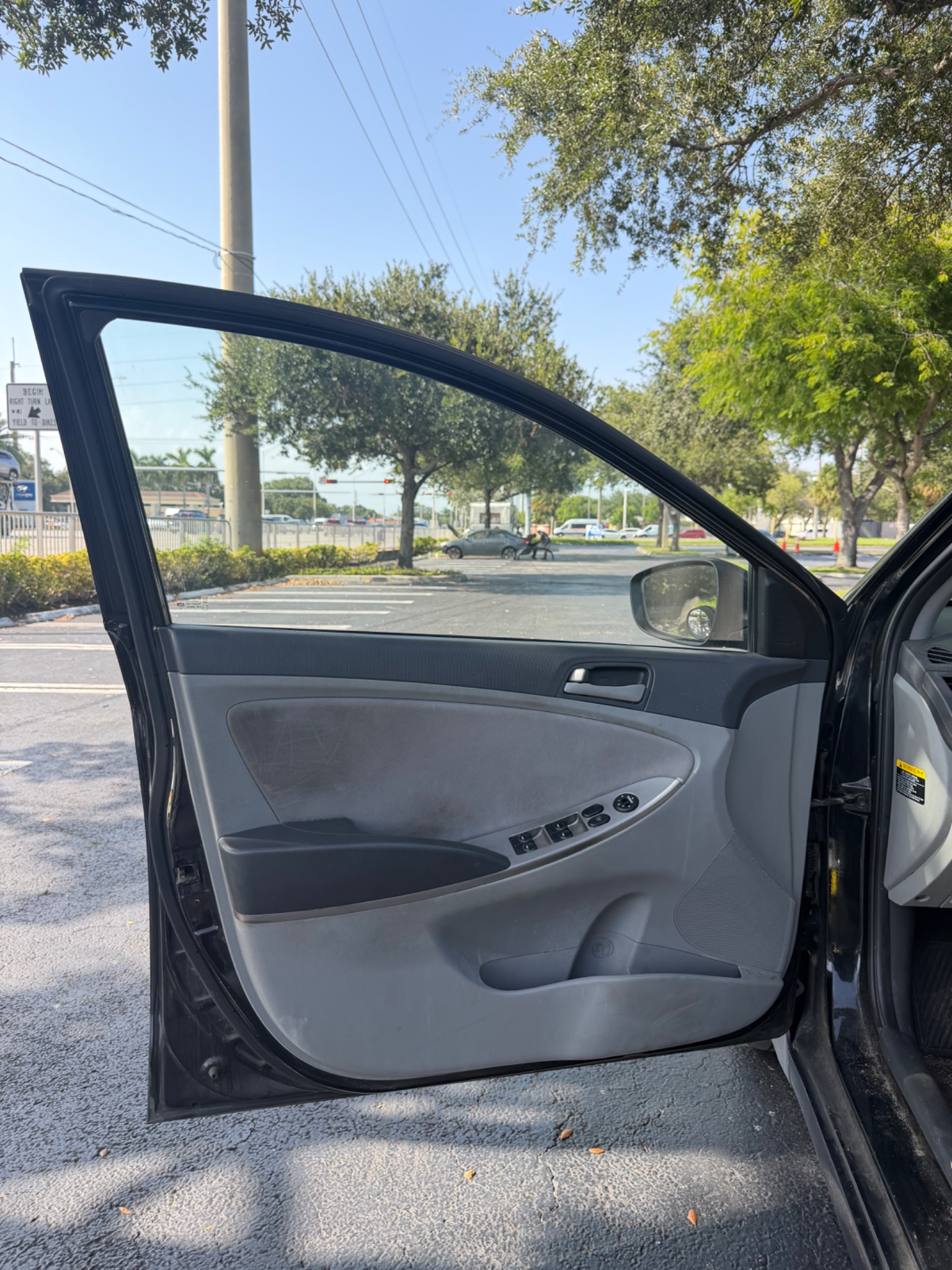Florida Fine Cars - Used vehicle - SEDAN HYUNDAI ACCENT 2016