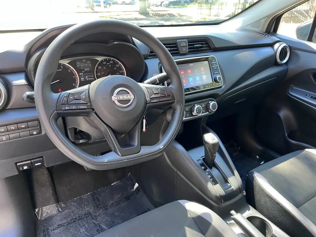 2025 NISSAN VERSA S photo 10