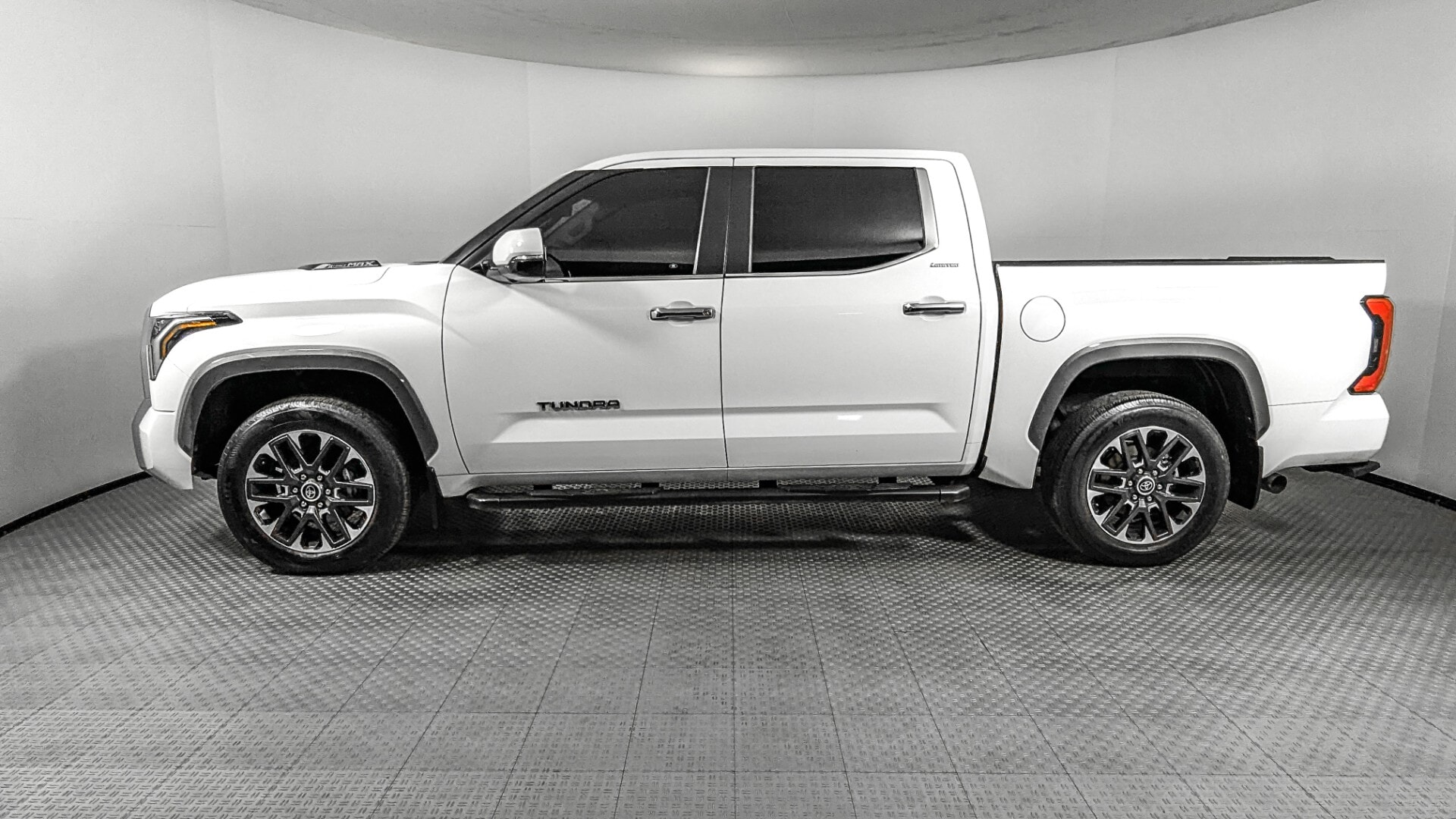 Florida Fine Cars - Used vehicle - TRUCK TOYOTA TUNDRA 4WD 2024