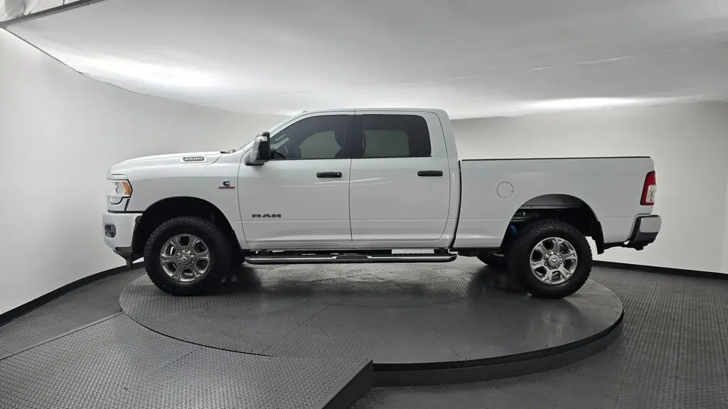 2024 RAM 2500 BIG HORN photo 2