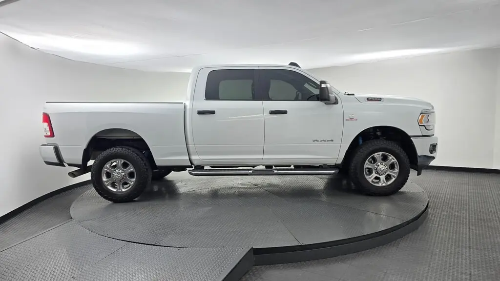 2024 RAM 2500 BIG HORN photo 10