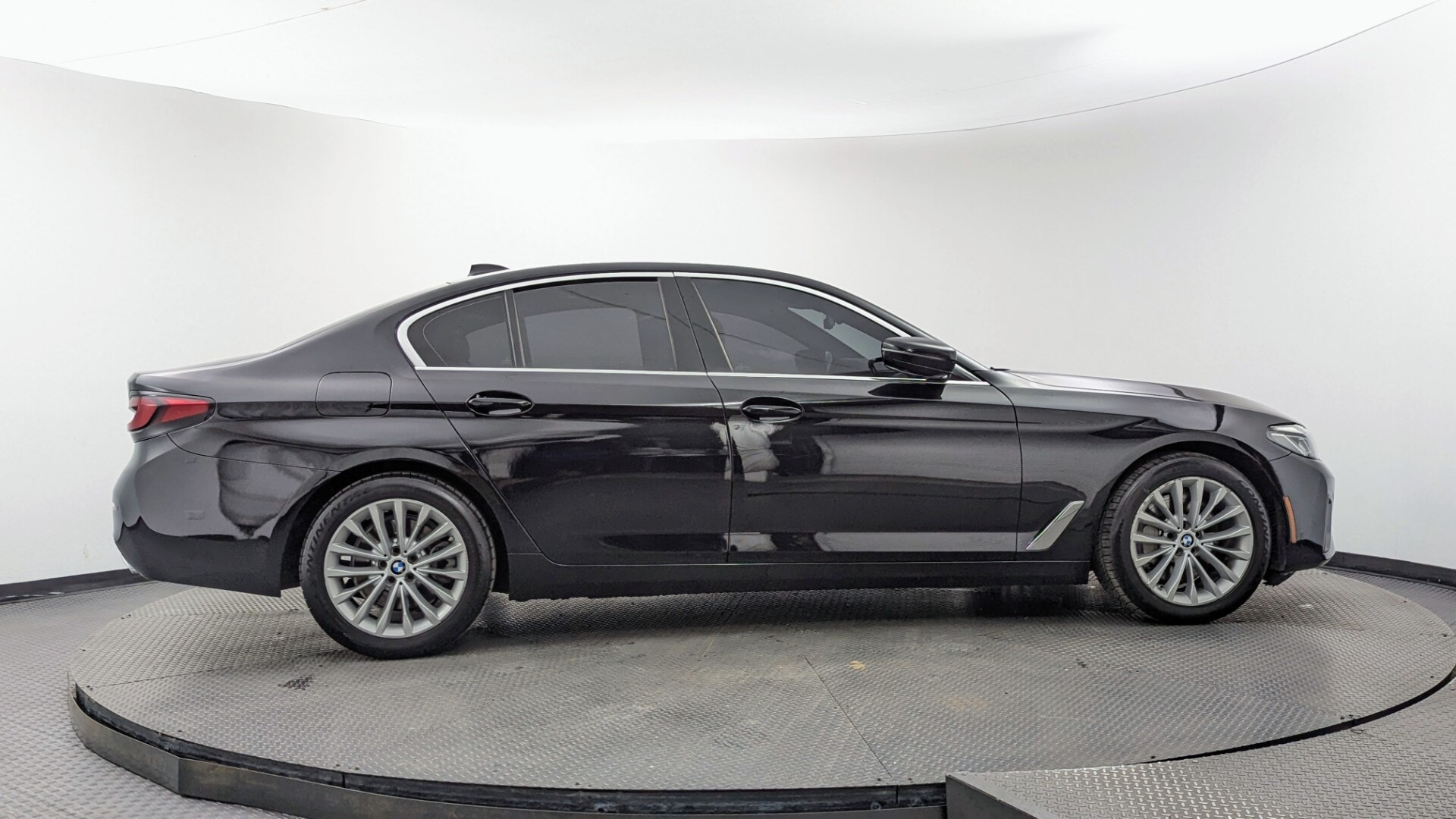 Florida Fine Cars - Used vehicle - SEDAN BMW 5 SERIES 2023