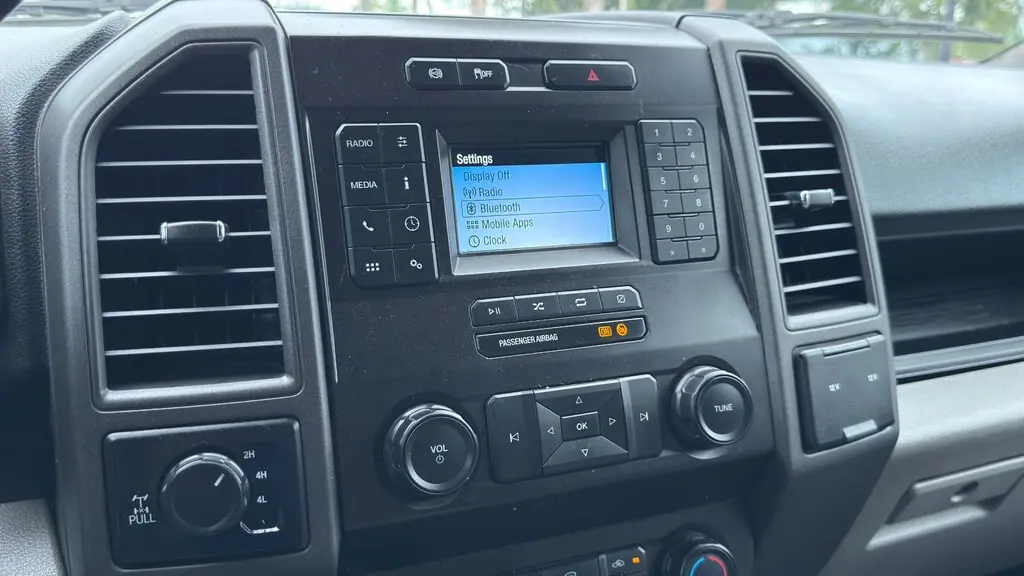 2022 FORD SUPER DUTY F-250 SRW XL photo 30