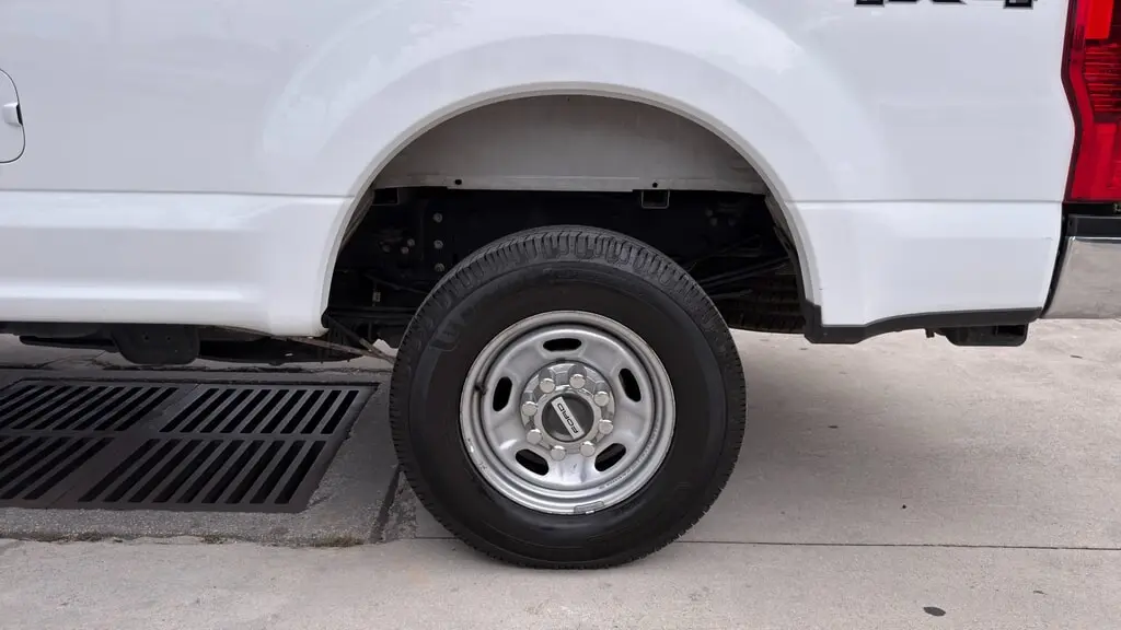 2022 FORD SUPER DUTY F-250 SRW XL photo 33