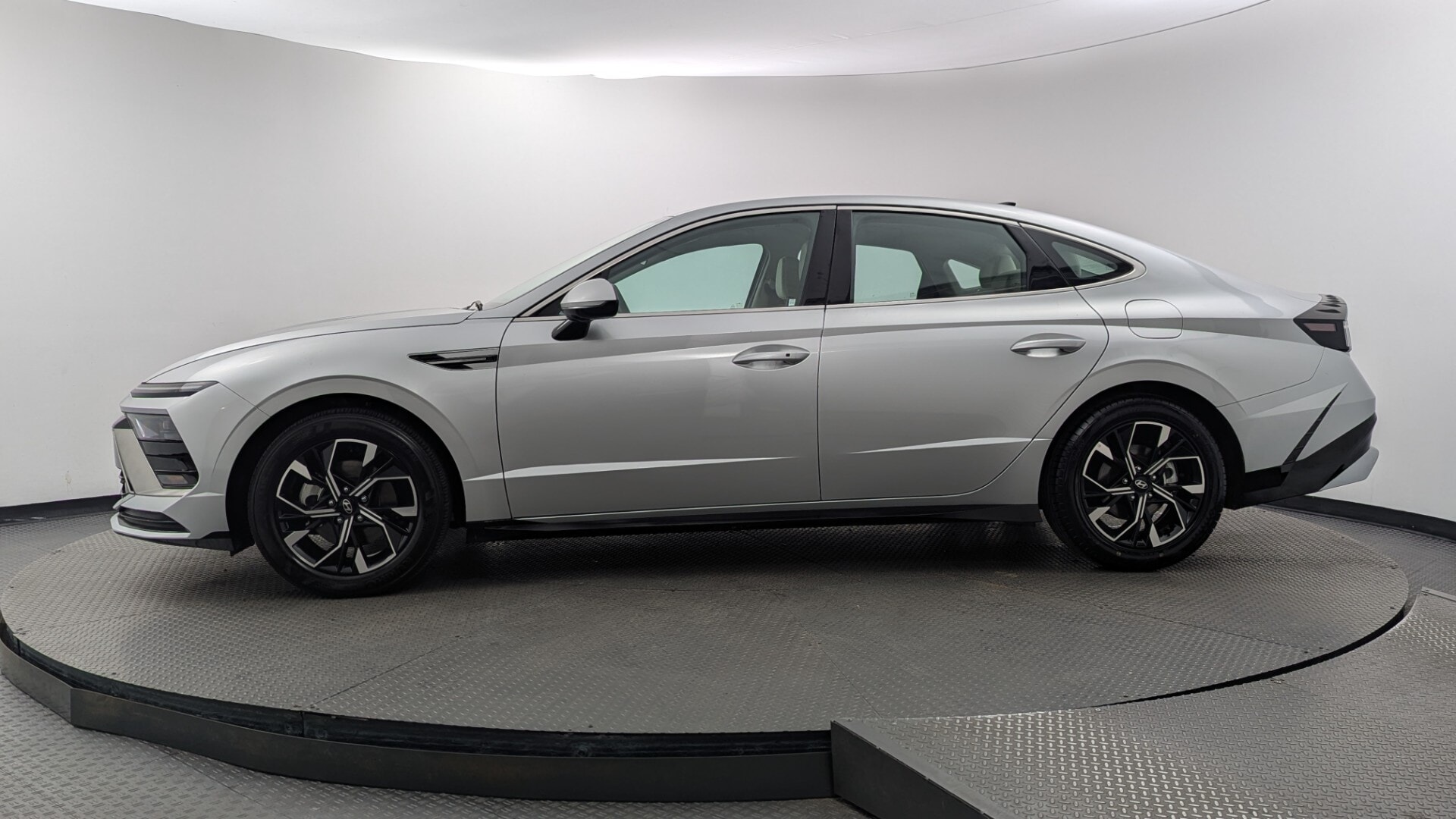 Florida Fine Cars - Used vehicle - SEDAN HYUNDAI SONATA 2025