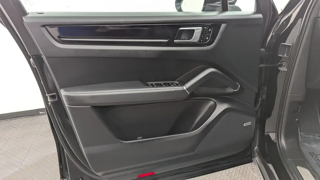 Florida Fine Cars - Used PORSCHE CAYENNE 2021 MARGATE 