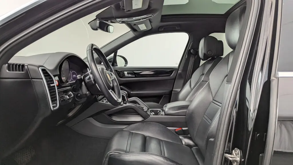 Florida Fine Cars - Used PORSCHE CAYENNE 2021 MARGATE 