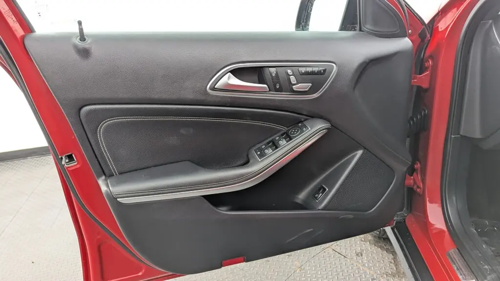 Florida Fine Cars - Used MERCEDES-BENZ GLA 2018 MIAMI GLA 250