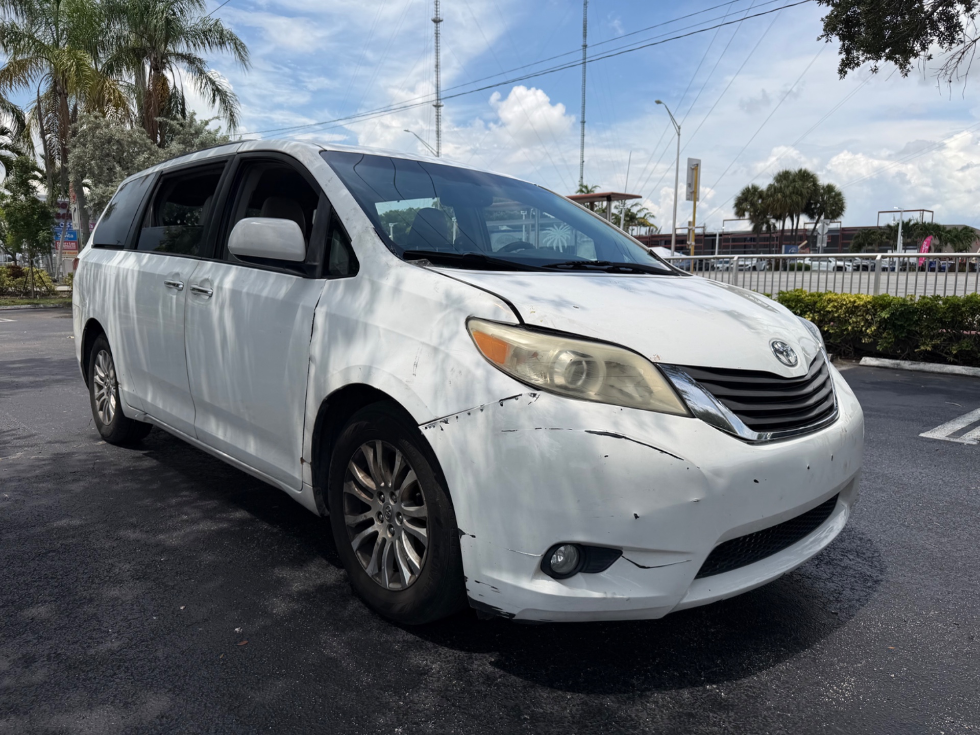 Florida Fine Cars - Used vehicle - MINIVAN TOYOTA SIENNA 2011