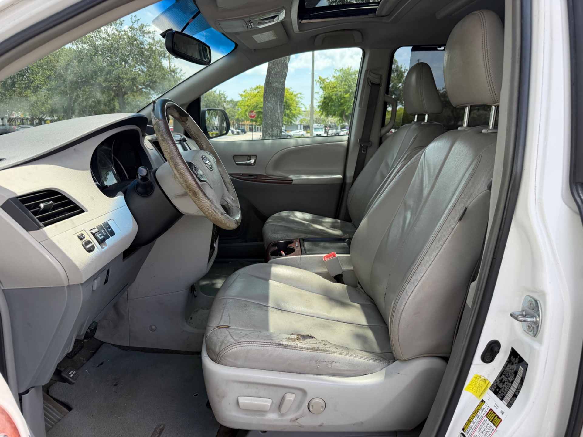 Florida Fine Cars - Used vehicle - MINIVAN TOYOTA SIENNA 2011