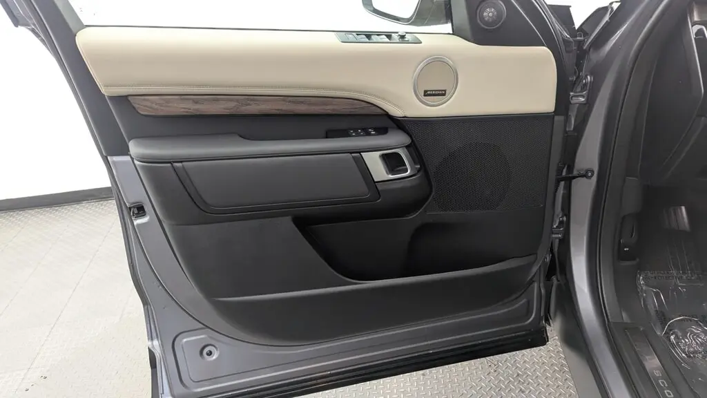Florida Fine Cars - Used LAND ROVER DISCOVERY 2020 MIAMI HSE