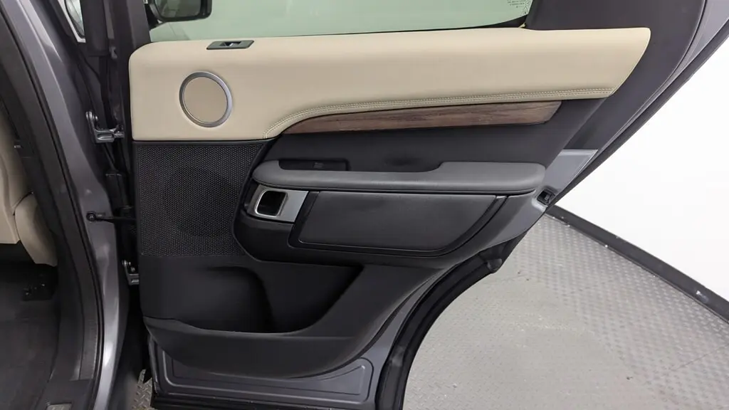 Florida Fine Cars - Used LAND ROVER DISCOVERY 2020 MIAMI HSE