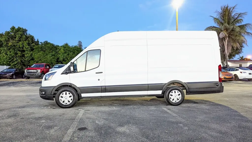 Florida Fine Cars - Used FORD E-TRANSIT 2022 MARGATE 