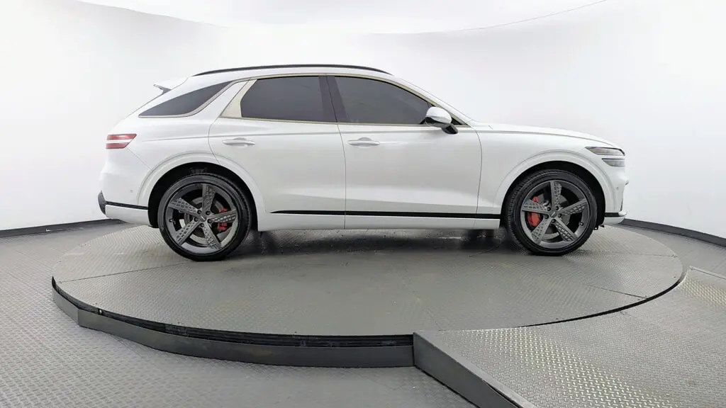 2022 GENESIS GV70 3.5T SPORT photo 8