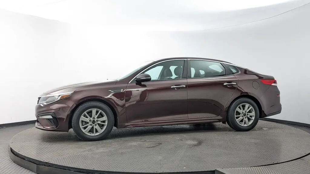 2019 KIA OPTIMA LX photo 2