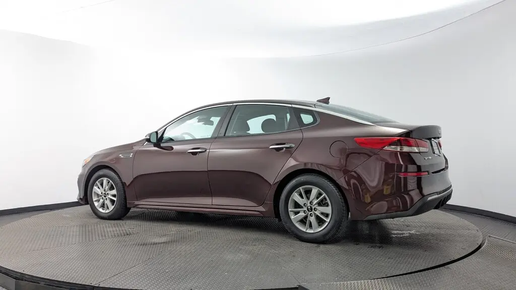 2019 KIA OPTIMA LX photo 5
