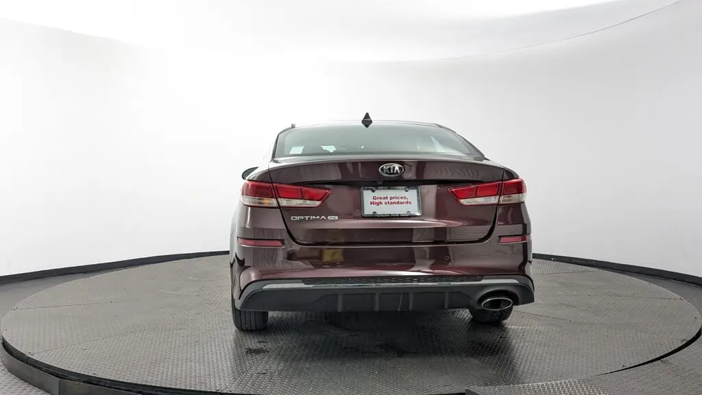 2019 KIA OPTIMA LX photo 6