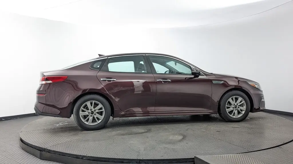 2019 KIA OPTIMA LX photo 8