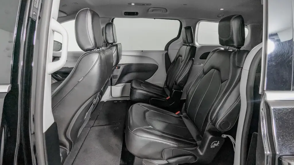 Florida Fine Cars - Used CHRYSLER PACIFICA 2024 ORLANDO TOURING L