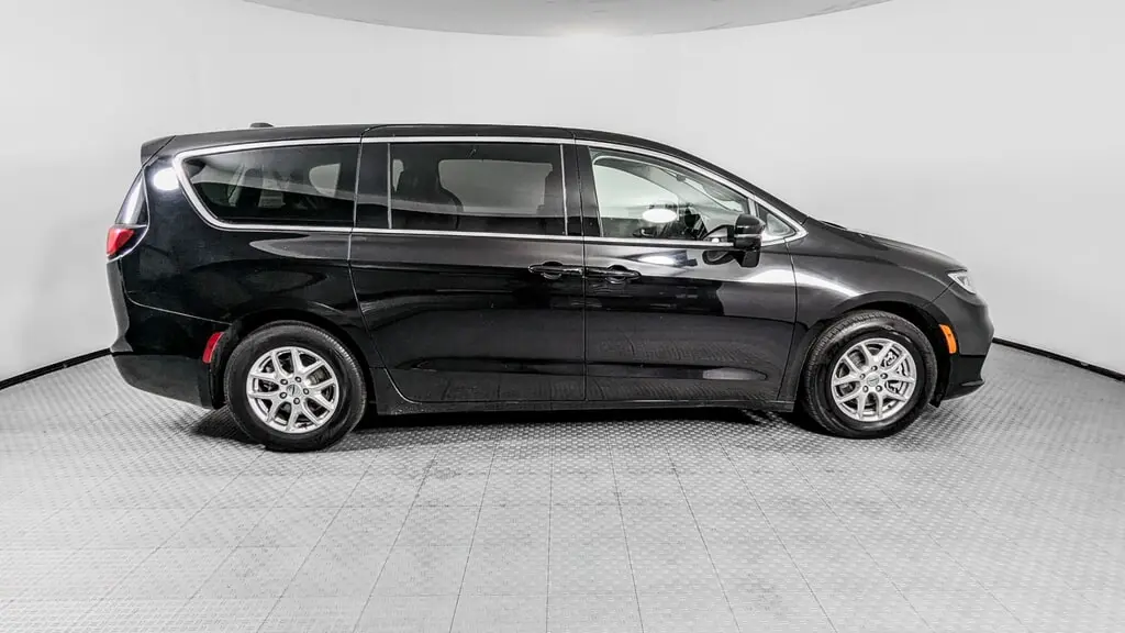 Florida Fine Cars - Used CHRYSLER PACIFICA 2024 ORLANDO TOURING L