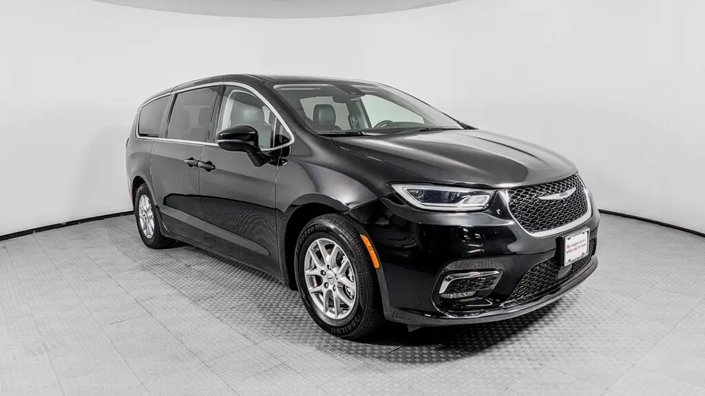 Florida Fine Cars - Used CHRYSLER PACIFICA 2024 ORLANDO TOURING L