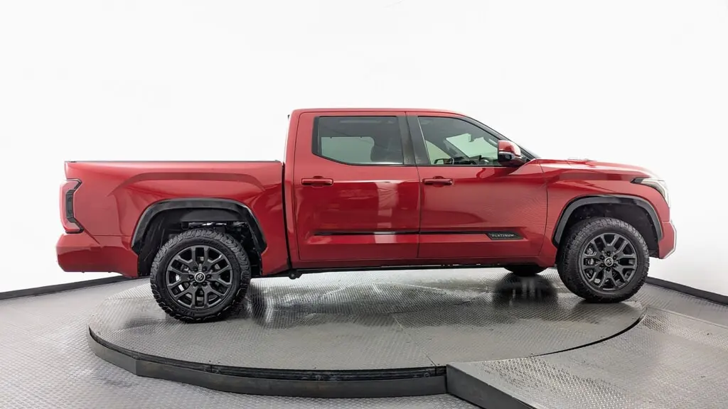 2024 TOYOTA TUNDRA 4WD PLATINUM HYBRID photo 8