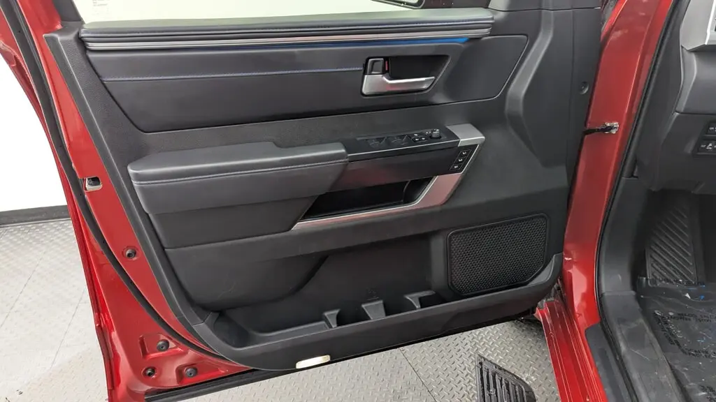 2024 TOYOTA TUNDRA 4WD PLATINUM HYBRID photo 12