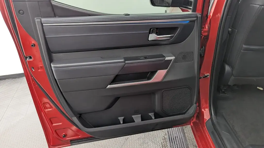 2024 TOYOTA TUNDRA 4WD PLATINUM HYBRID photo 15