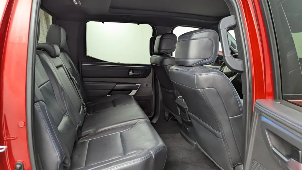 2024 TOYOTA TUNDRA 4WD PLATINUM HYBRID photo 17