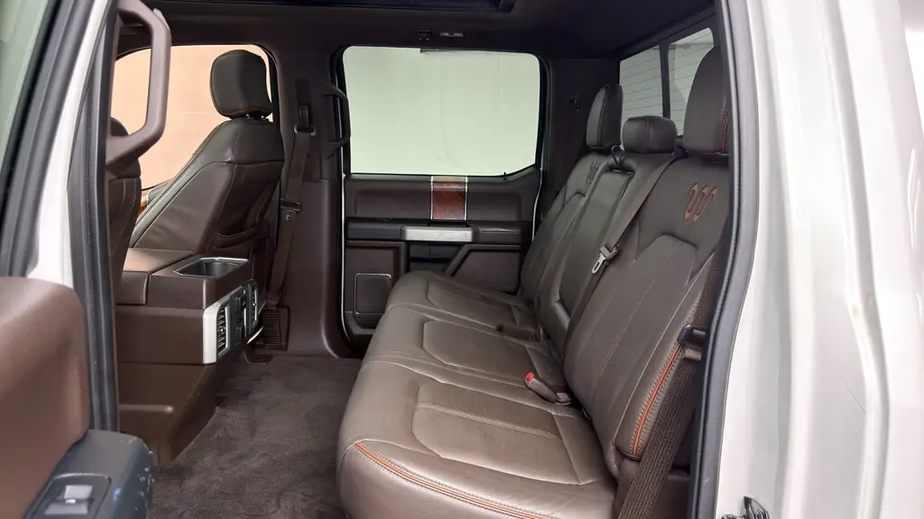 2016 FORD F-150 XLT photo 16