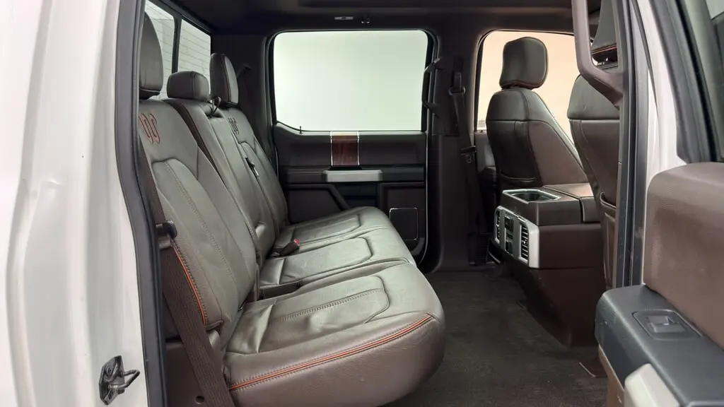 2016 FORD F-150 XLT photo 18