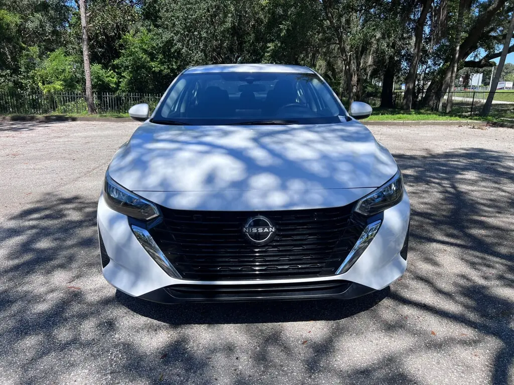 2024 NISSAN SENTRA SV photo 2