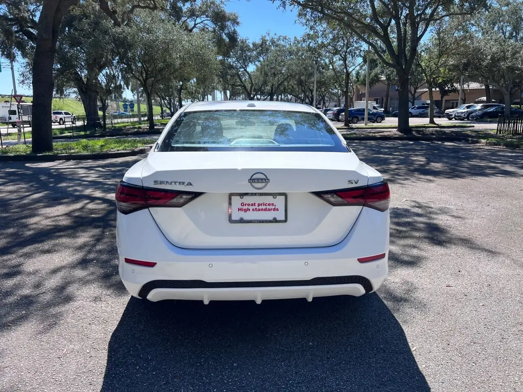 2024 NISSAN SENTRA SV photo 6